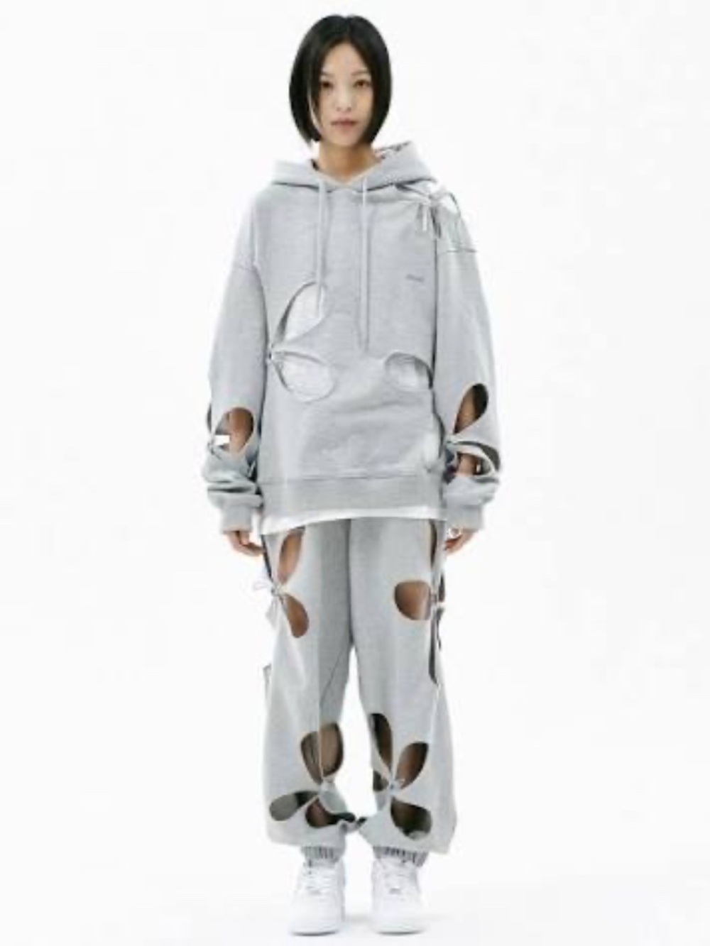 Size M like new nibgnus flower cutout joggers designer